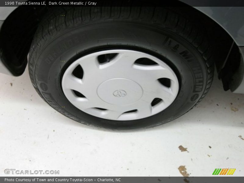 Dark Green Metallic / Gray 1998 Toyota Sienna LE