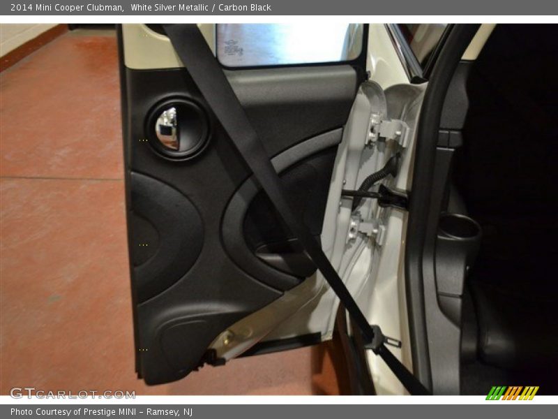 White Silver Metallic / Carbon Black 2014 Mini Cooper Clubman