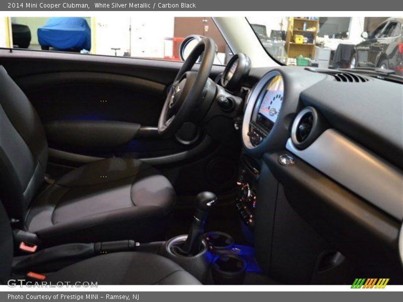 White Silver Metallic / Carbon Black 2014 Mini Cooper Clubman