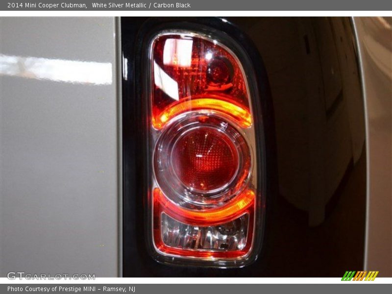 White Silver Metallic / Carbon Black 2014 Mini Cooper Clubman