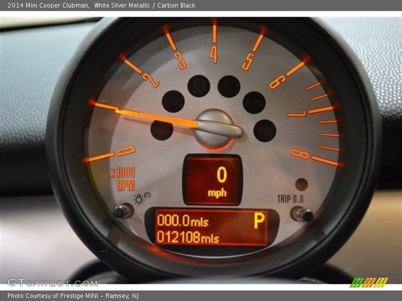 White Silver Metallic / Carbon Black 2014 Mini Cooper Clubman