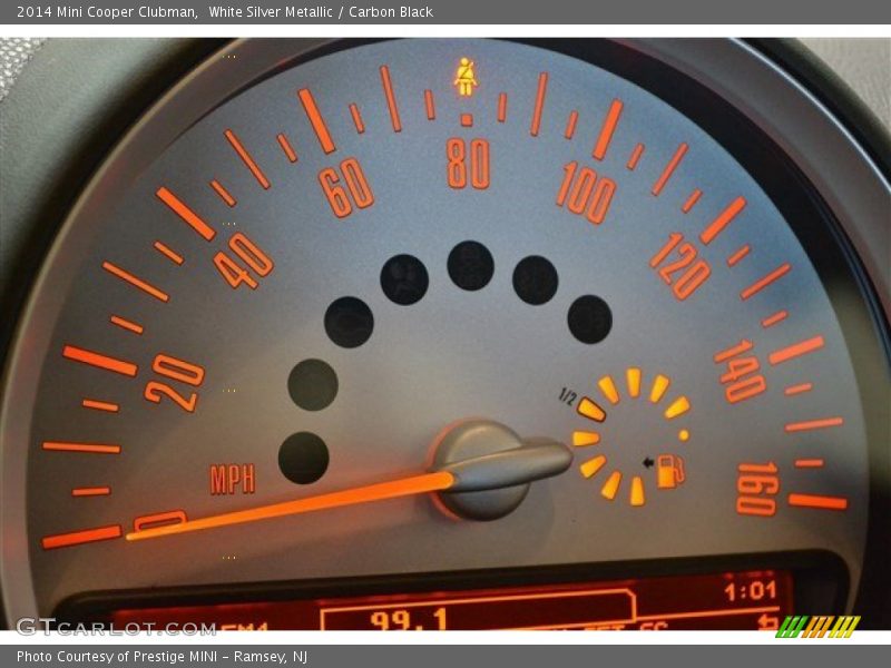 White Silver Metallic / Carbon Black 2014 Mini Cooper Clubman