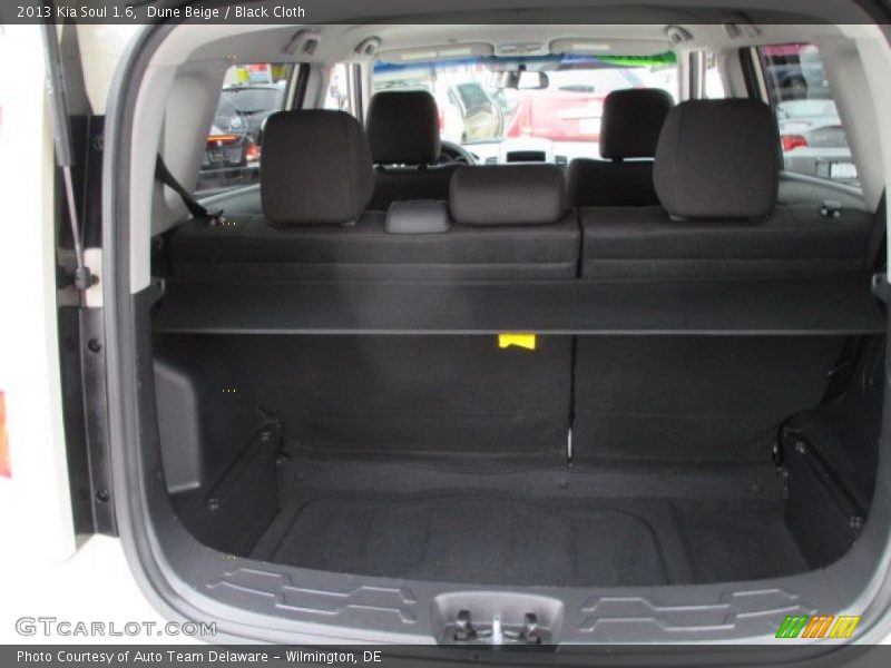 Dune Beige / Black Cloth 2013 Kia Soul 1.6