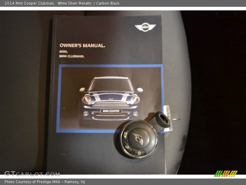 White Silver Metallic / Carbon Black 2014 Mini Cooper Clubman