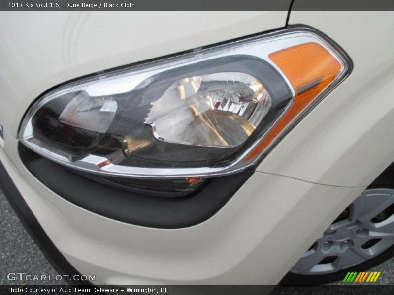 Dune Beige / Black Cloth 2013 Kia Soul 1.6