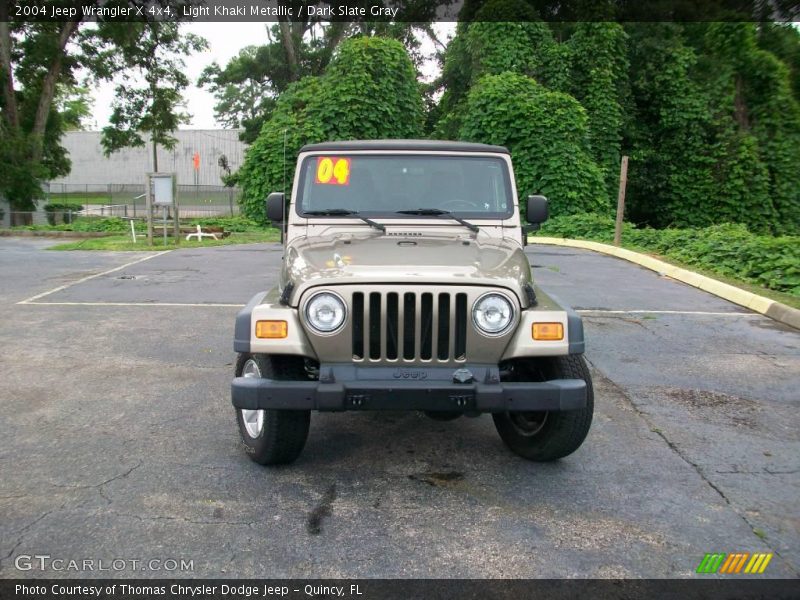 Light Khaki Metallic / Dark Slate Gray 2004 Jeep Wrangler X 4x4