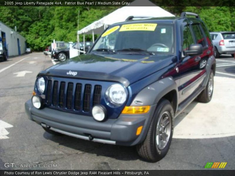 Patriot Blue Pearl / Medium Slate Gray 2005 Jeep Liberty Renegade 4x4