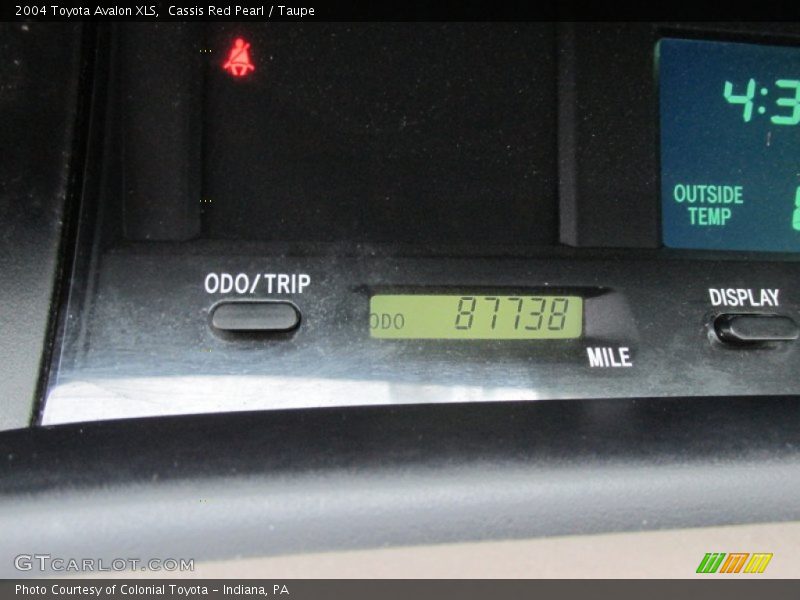 Cassis Red Pearl / Taupe 2004 Toyota Avalon XLS