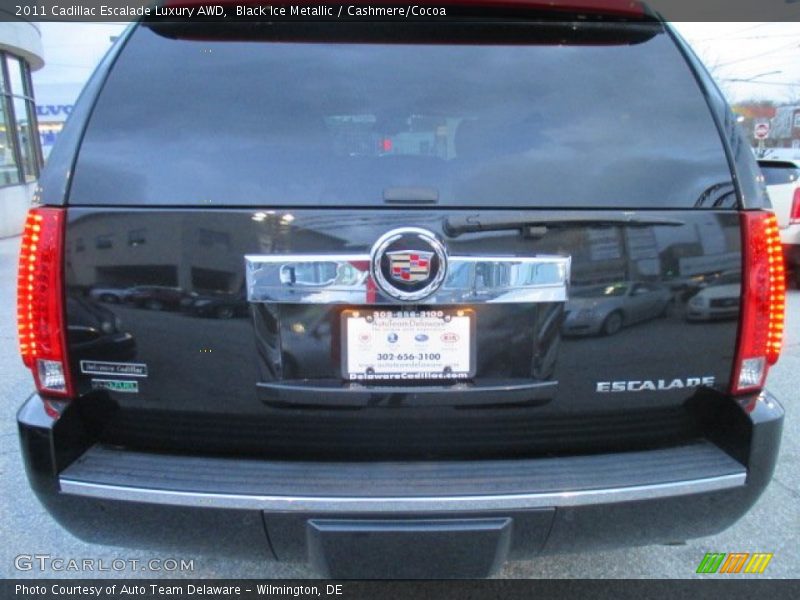 Black Ice Metallic / Cashmere/Cocoa 2011 Cadillac Escalade Luxury AWD