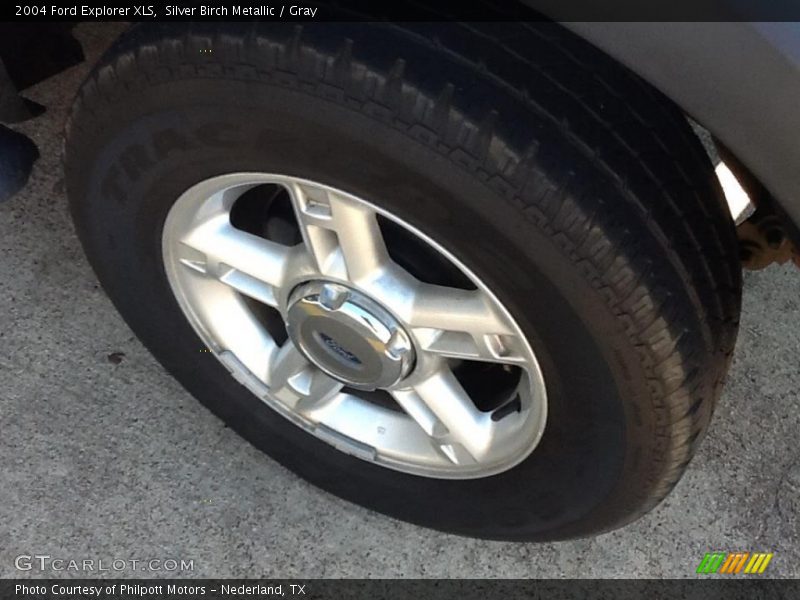 Silver Birch Metallic / Gray 2004 Ford Explorer XLS