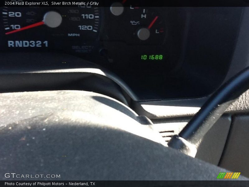 Silver Birch Metallic / Gray 2004 Ford Explorer XLS