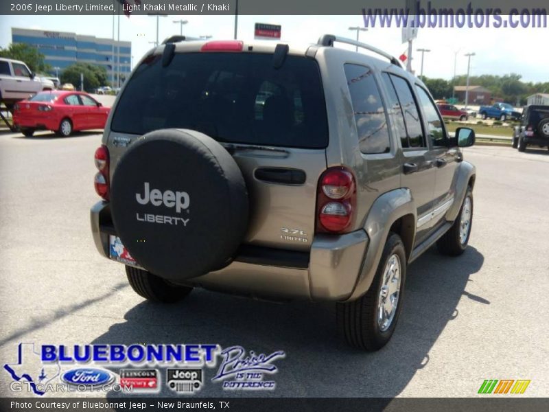 Light Khaki Metallic / Khaki 2006 Jeep Liberty Limited