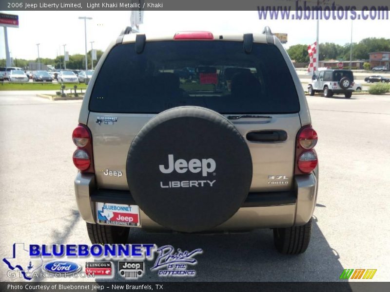 Light Khaki Metallic / Khaki 2006 Jeep Liberty Limited