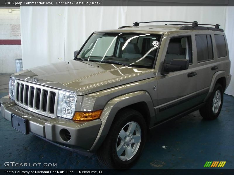 Light Khaki Metallic / Khaki 2006 Jeep Commander 4x4