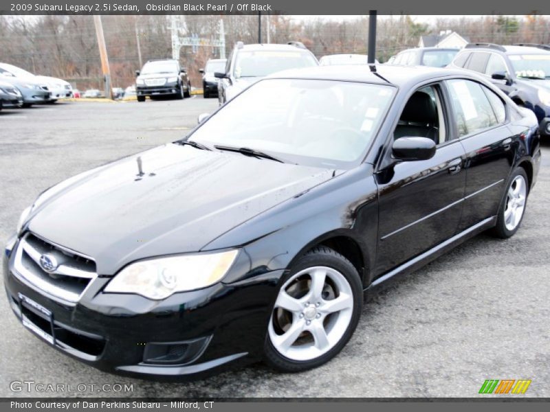 Front 3/4 View of 2009 Legacy 2.5i Sedan