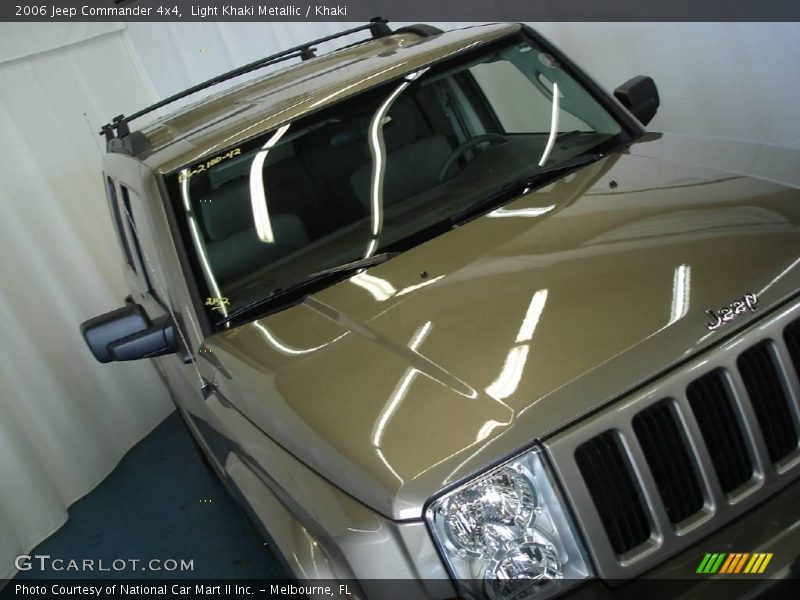Light Khaki Metallic / Khaki 2006 Jeep Commander 4x4