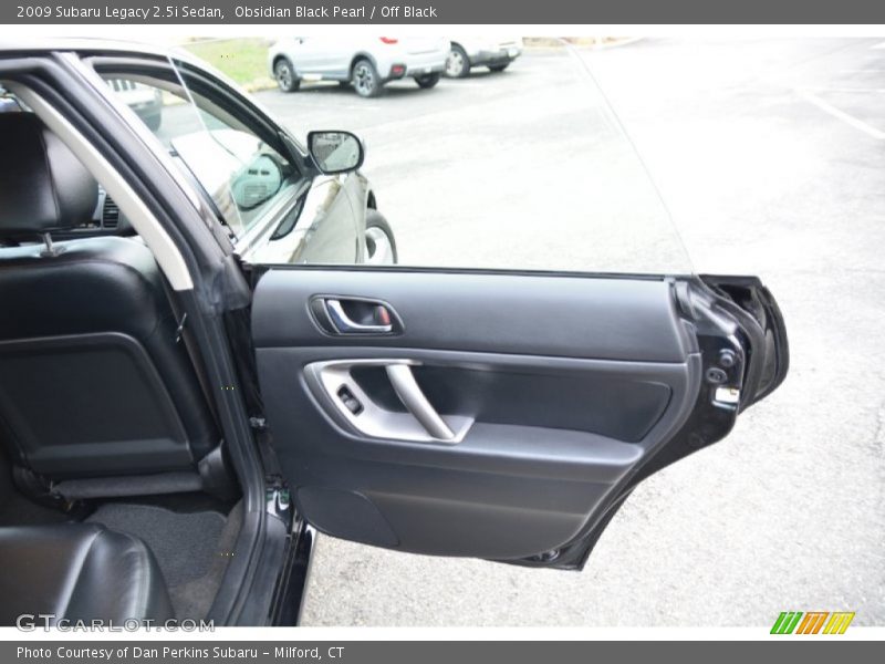Obsidian Black Pearl / Off Black 2009 Subaru Legacy 2.5i Sedan