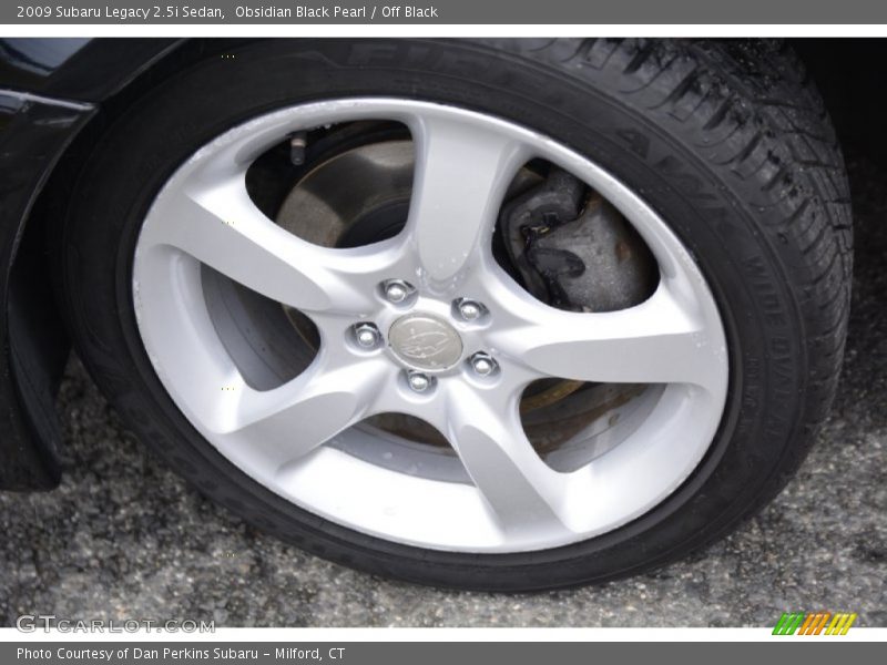 Obsidian Black Pearl / Off Black 2009 Subaru Legacy 2.5i Sedan