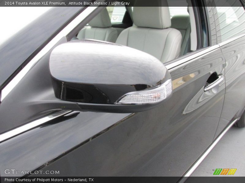 Attitude Black Metallic / Light Gray 2014 Toyota Avalon XLE Premium