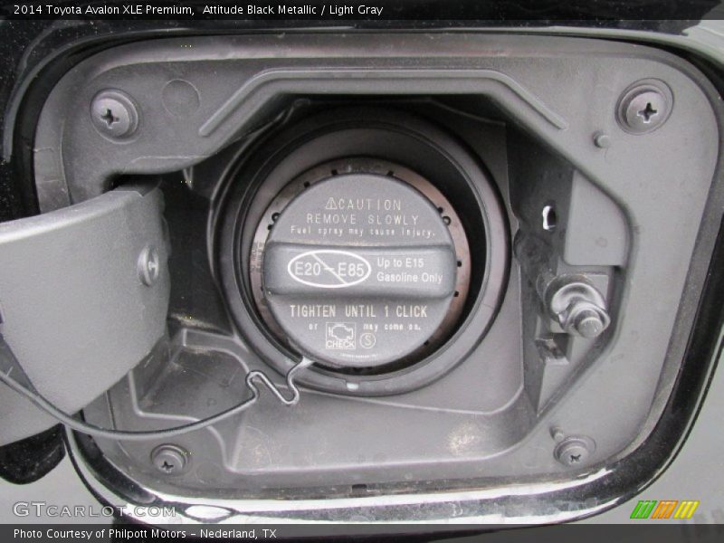 Attitude Black Metallic / Light Gray 2014 Toyota Avalon XLE Premium