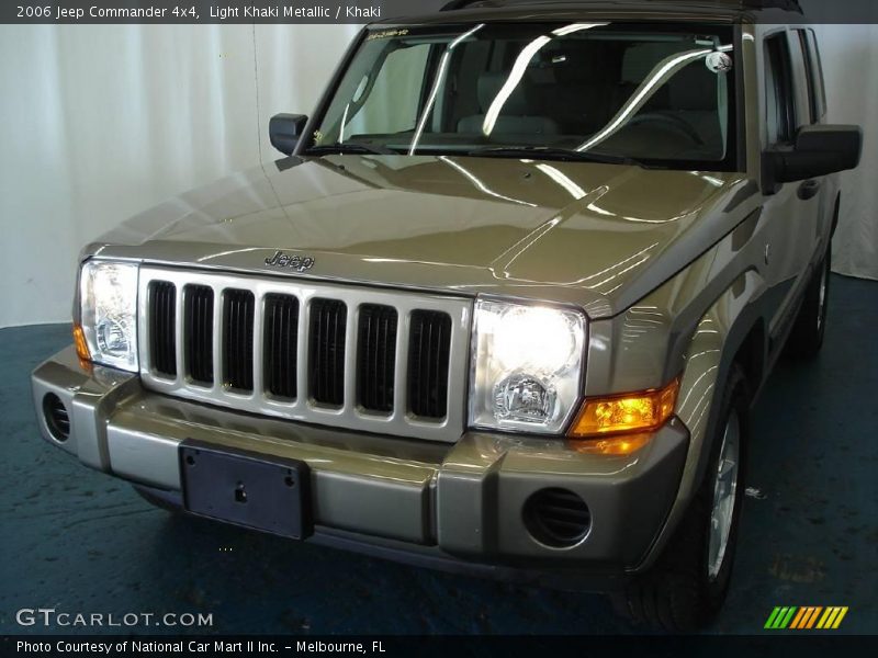 Light Khaki Metallic / Khaki 2006 Jeep Commander 4x4
