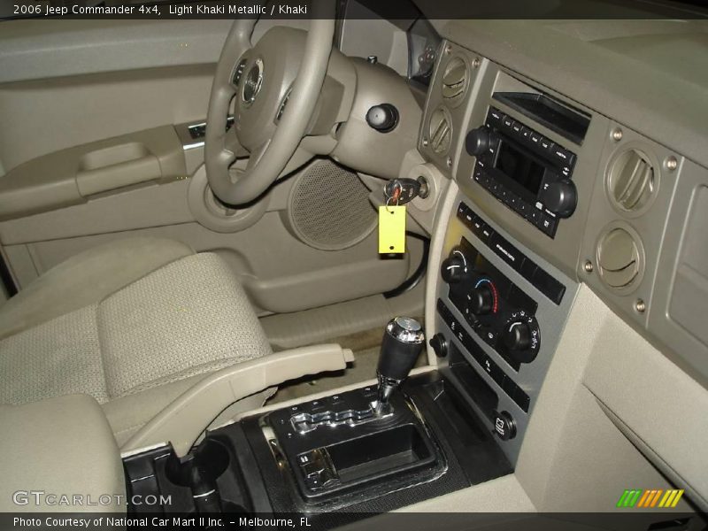 Light Khaki Metallic / Khaki 2006 Jeep Commander 4x4