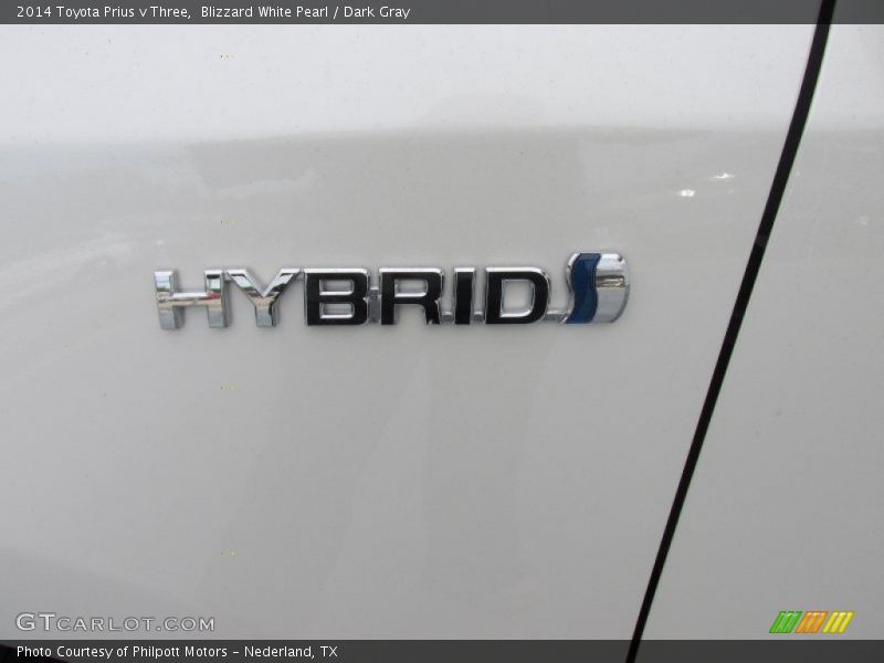 Blizzard White Pearl / Dark Gray 2014 Toyota Prius v Three