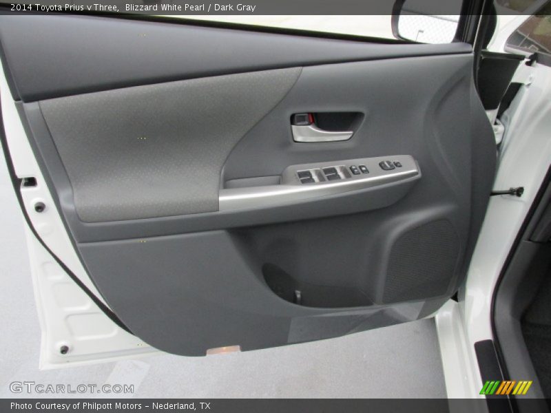 Blizzard White Pearl / Dark Gray 2014 Toyota Prius v Three