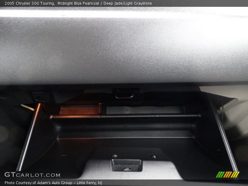 Midnight Blue Pearlcoat / Deep Jade/Light Graystone 2005 Chrysler 300 Touring