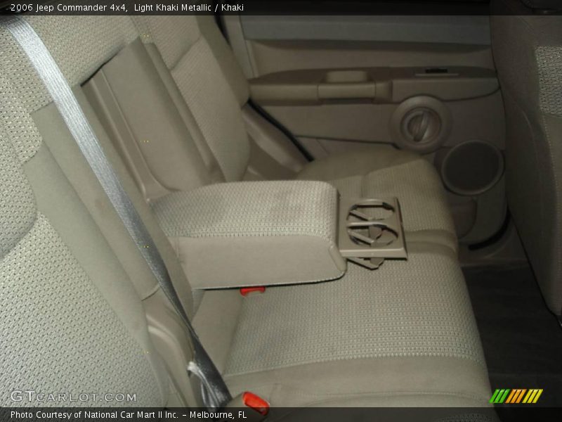 Light Khaki Metallic / Khaki 2006 Jeep Commander 4x4