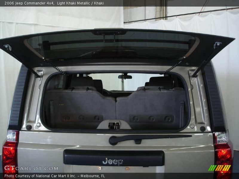 Light Khaki Metallic / Khaki 2006 Jeep Commander 4x4