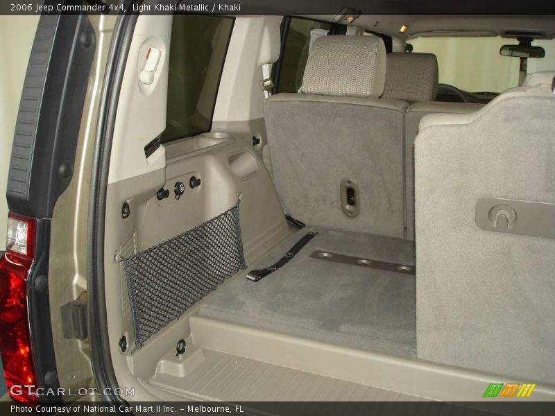 Light Khaki Metallic / Khaki 2006 Jeep Commander 4x4