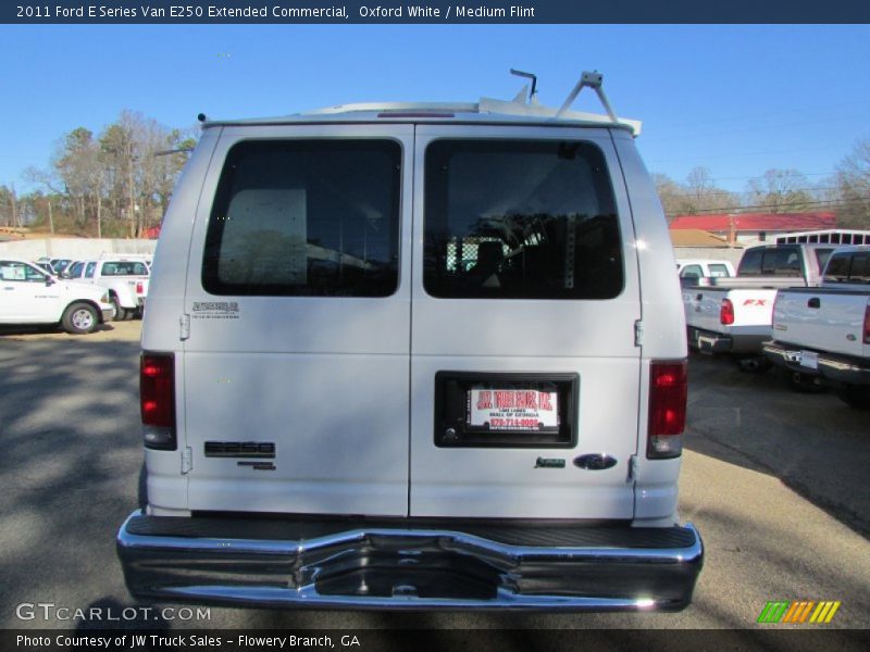Oxford White / Medium Flint 2011 Ford E Series Van E250 Extended Commercial