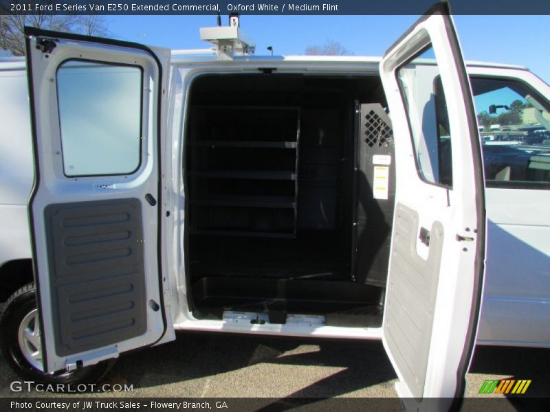 Oxford White / Medium Flint 2011 Ford E Series Van E250 Extended Commercial