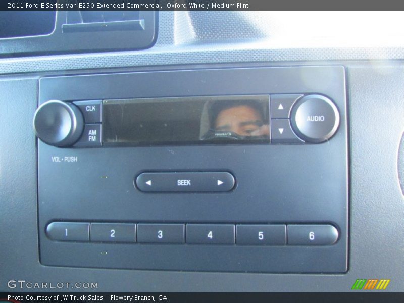 Oxford White / Medium Flint 2011 Ford E Series Van E250 Extended Commercial
