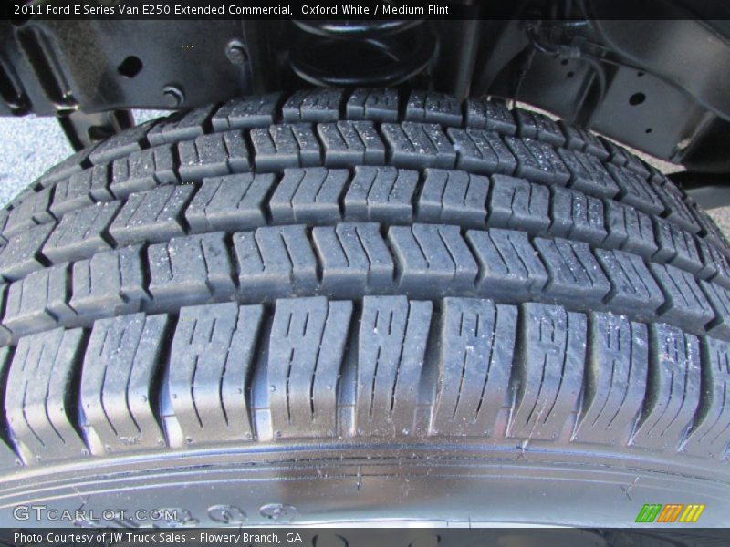 Oxford White / Medium Flint 2011 Ford E Series Van E250 Extended Commercial