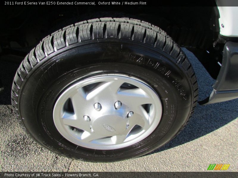 Oxford White / Medium Flint 2011 Ford E Series Van E250 Extended Commercial