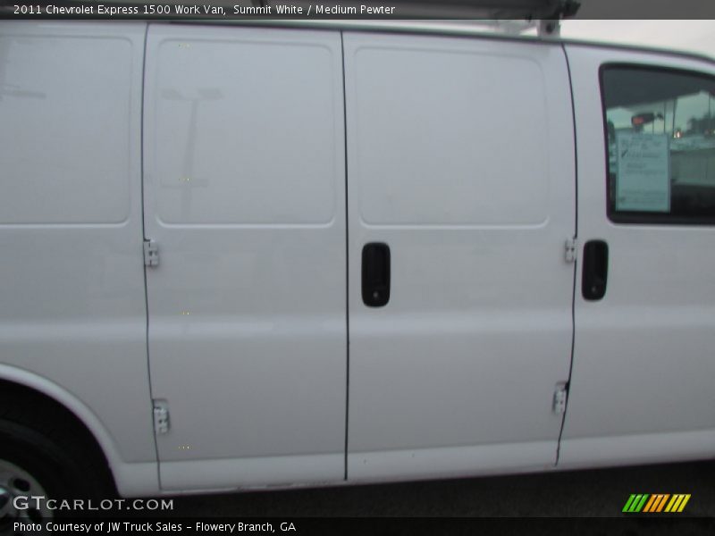 Summit White / Medium Pewter 2011 Chevrolet Express 1500 Work Van