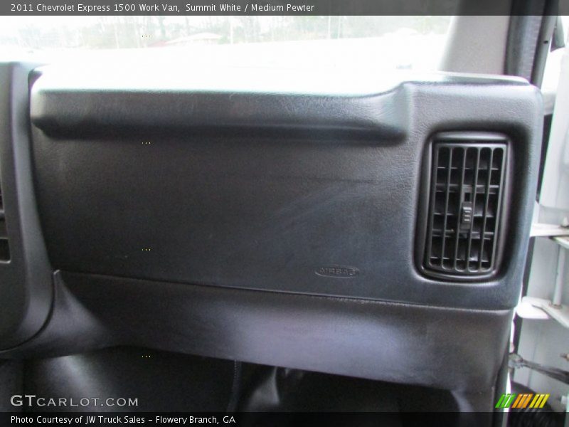 Summit White / Medium Pewter 2011 Chevrolet Express 1500 Work Van