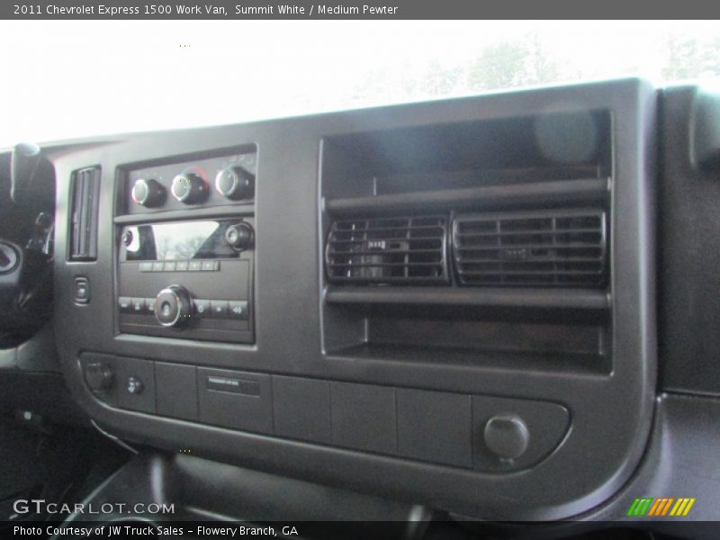 Summit White / Medium Pewter 2011 Chevrolet Express 1500 Work Van