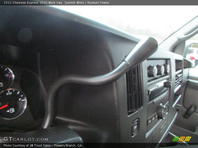 Summit White / Medium Pewter 2011 Chevrolet Express 1500 Work Van