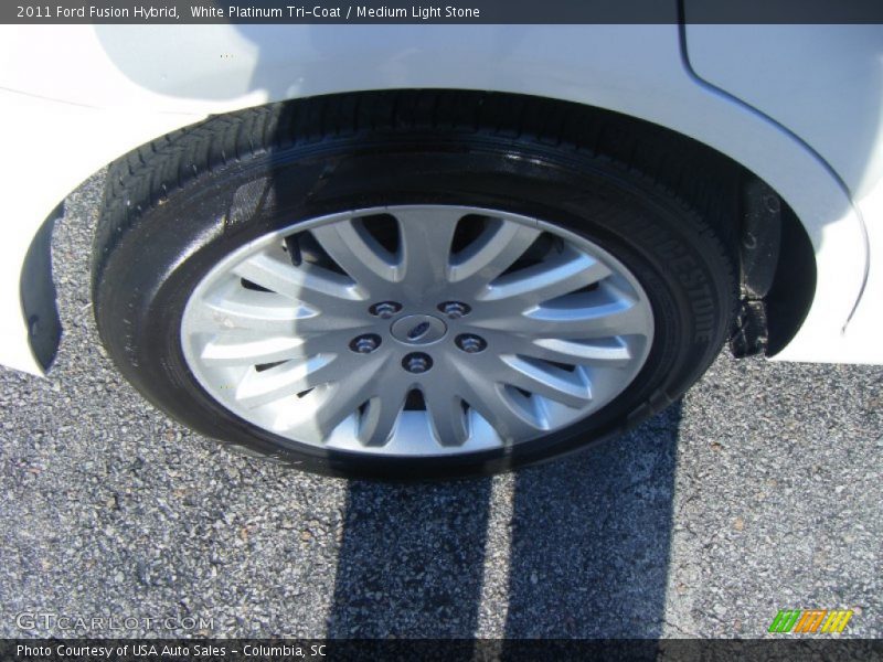 White Platinum Tri-Coat / Medium Light Stone 2011 Ford Fusion Hybrid