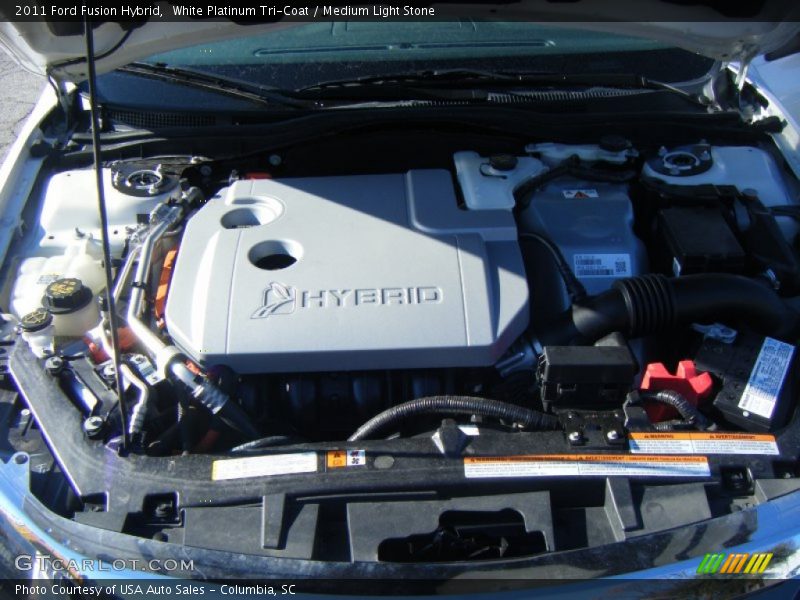 White Platinum Tri-Coat / Medium Light Stone 2011 Ford Fusion Hybrid