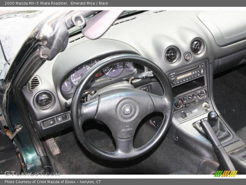 Emerald Mica / Black 2000 Mazda MX-5 Miata Roadster