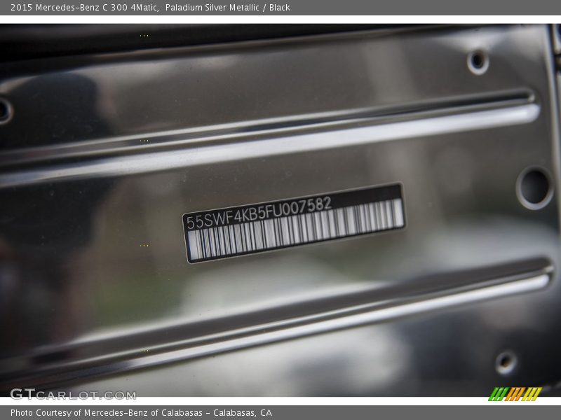 Paladium Silver Metallic / Black 2015 Mercedes-Benz C 300 4Matic