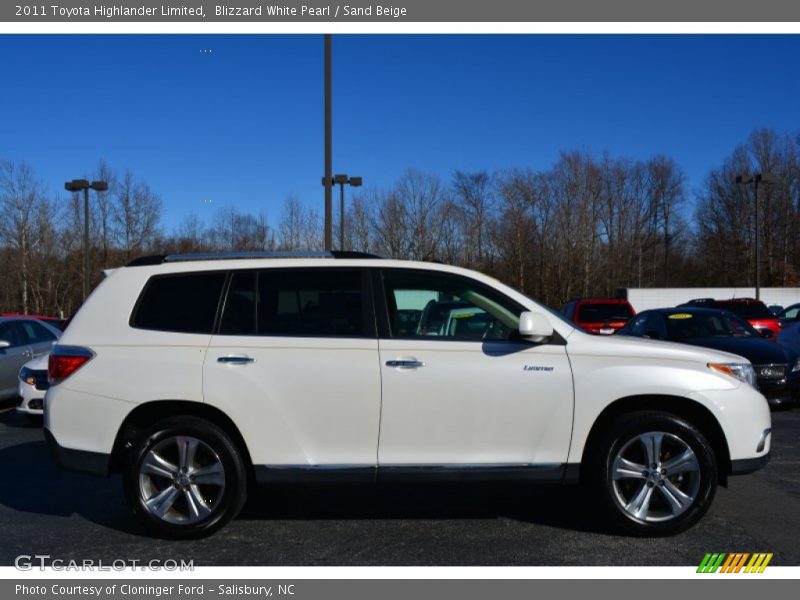 Blizzard White Pearl / Sand Beige 2011 Toyota Highlander Limited
