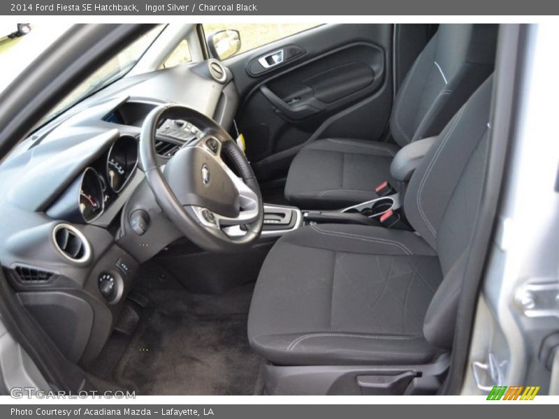Ingot Silver / Charcoal Black 2014 Ford Fiesta SE Hatchback