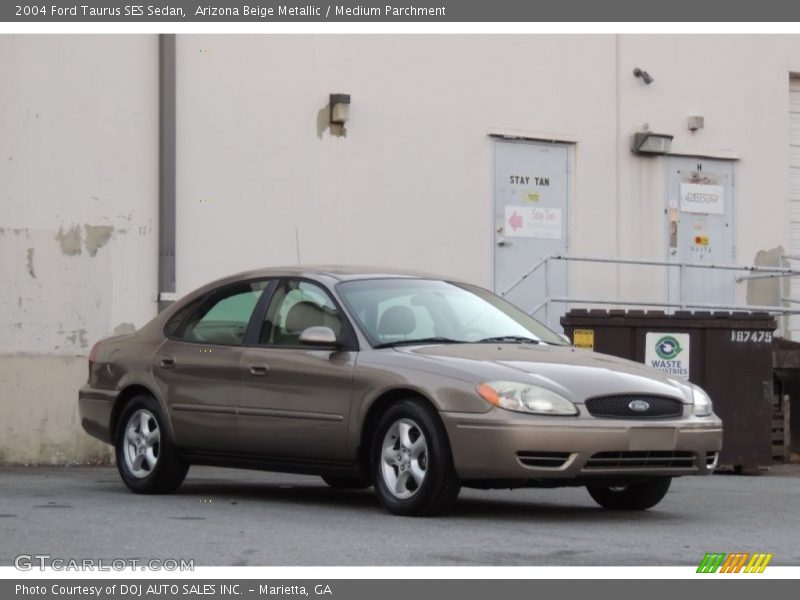 Arizona Beige Metallic / Medium Parchment 2004 Ford Taurus SES Sedan