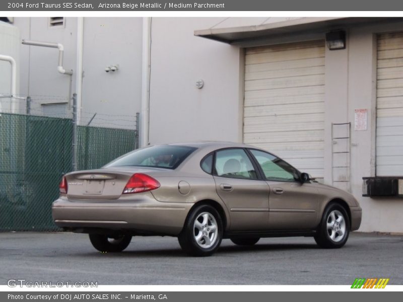 Arizona Beige Metallic / Medium Parchment 2004 Ford Taurus SES Sedan