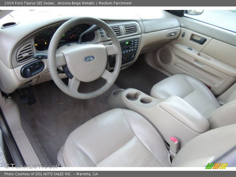 Arizona Beige Metallic / Medium Parchment 2004 Ford Taurus SES Sedan